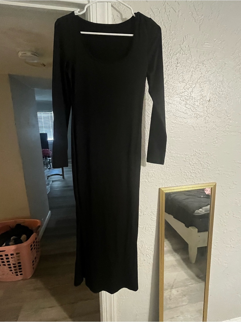 SHEIN Black Long Sleeve Scoop Neck Maxi Dress